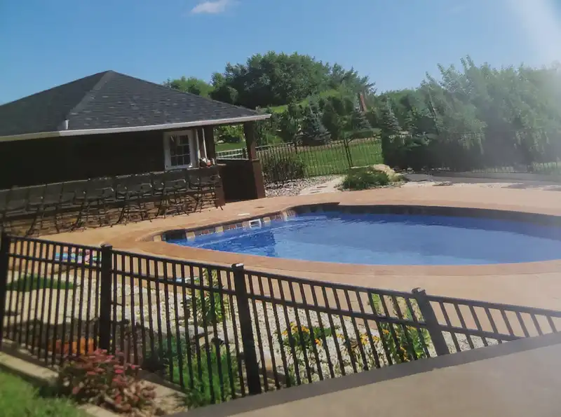 Pool Fences installation in Monmouth County NJ